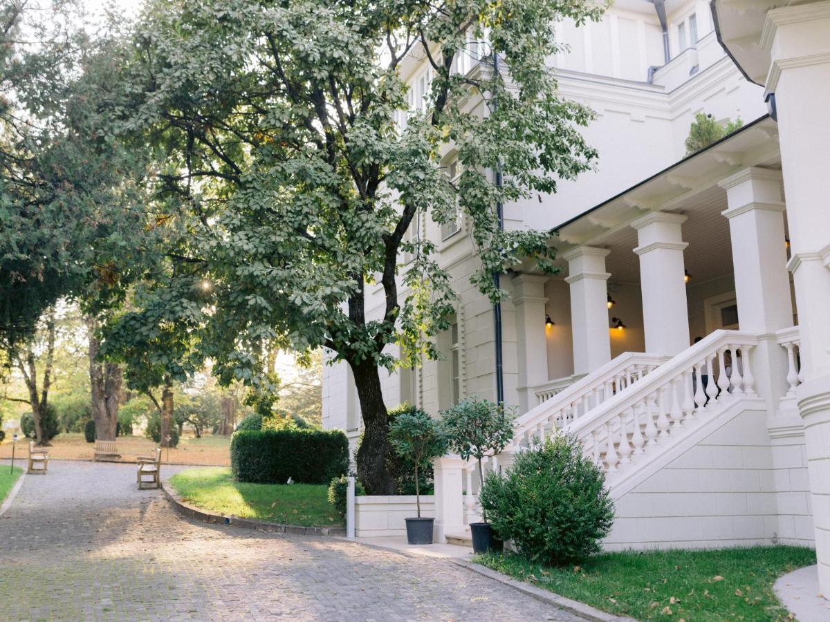 Vazisubani Estate Hotel ภายนอก รูปภาพ